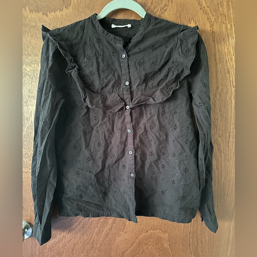 Doen Blouse Button down black eyelet embroidered
